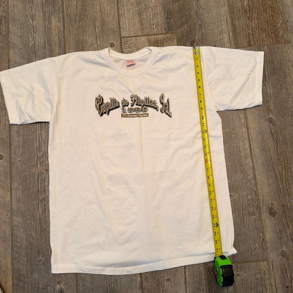 Authentic vintage 1999 Mexican graphic tee featuring Capilla de Milpillas